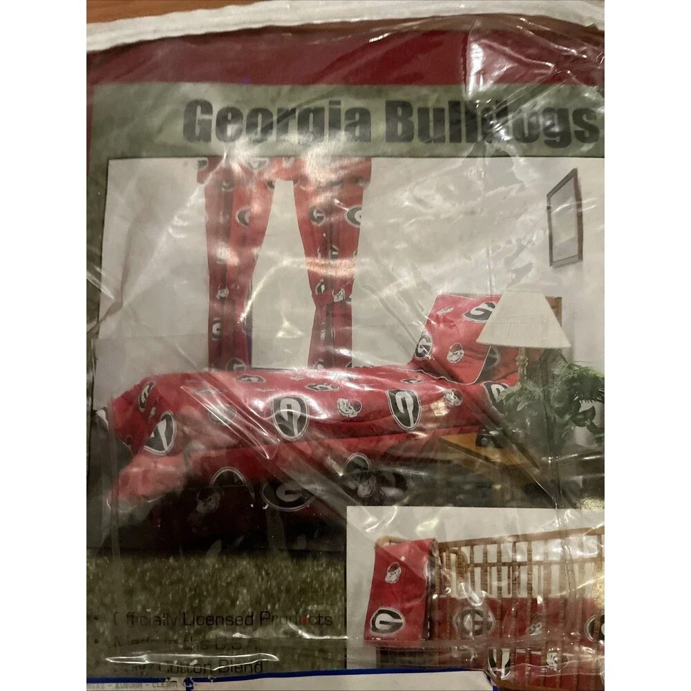 Georgia Bulldogs Futon Cover - Full Size fits 6 and 8 inch mats Multicolor